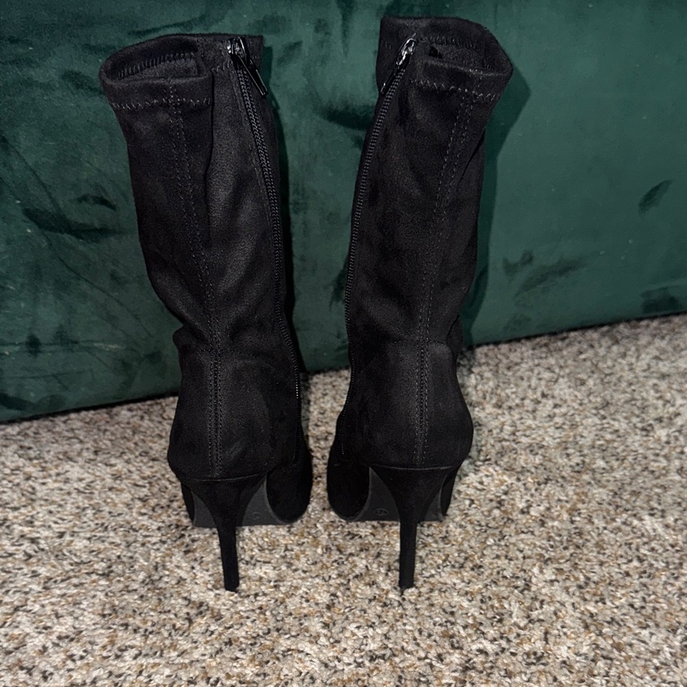 Fashion Nova Sleek Black Heeled Boots - Picture 3 of 8